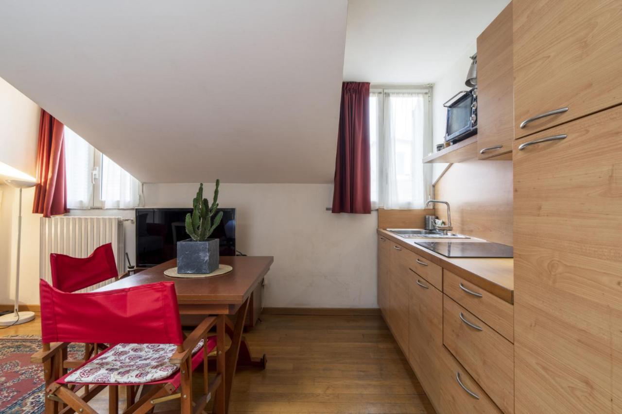 Easylife - Accogliente Monolocale In Zona Navigli Lägenhet Milano Exteriör bild